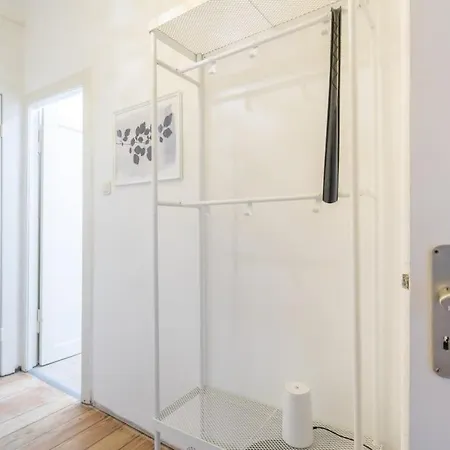 Cosy 2-Room Apartment In Urban Location Hamburg Exterior photo